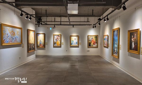 BNK부산은행이 신창동에 위치한 'BNK부산은행갤러리'에서 현대미술의 다양성을 보여주는 전시를 개최했다. / 사진=BNK부산은행