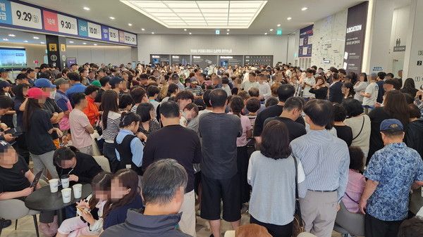 '두산위브&수자인 부평 더퍼스트' 견본주택 현장의 모습./사진=두산건설