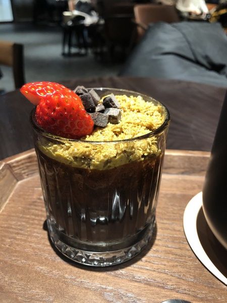 스타벅스의 '두바이 생딸기 치즈 컵케이크' /사진=김현정 기자