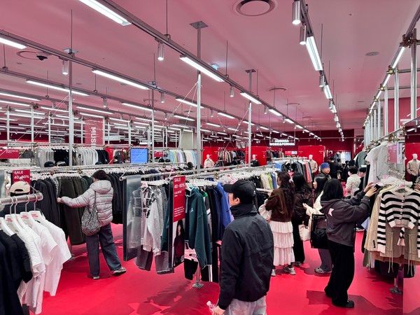 롯데몰 은평점에 국내 첫 오프라인 매장을 연 '무신사 유즈드' /사진=롯데