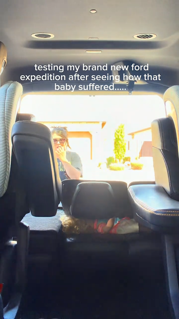 포드 익스페디션 3열 시트 감지 시험 영상. /사진=SNS 영상 캡쳐