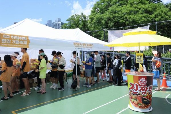 제3회 한강 쉬엄쉬엄 3종 축제 오뚜기 부스 /사진=오뚜기
