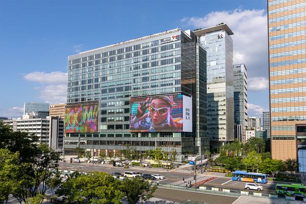 KT 광화문빌딩 웨스트 사옥 'KT 스퀘어' 전경./사진=KT