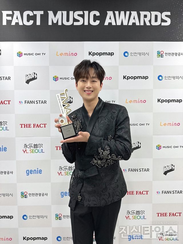 가수 이찬원 [티엔엔터테인먼트 제공 재판매 및 DB 금지]