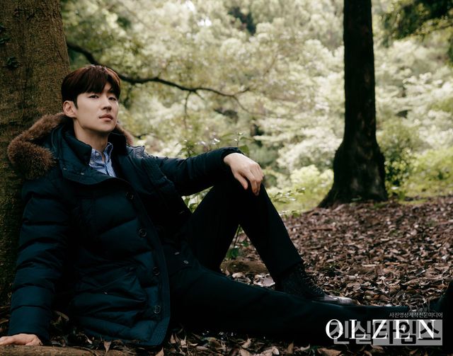 배우 이제훈 [OLZEN 제공 재판매 및 DB 금지]