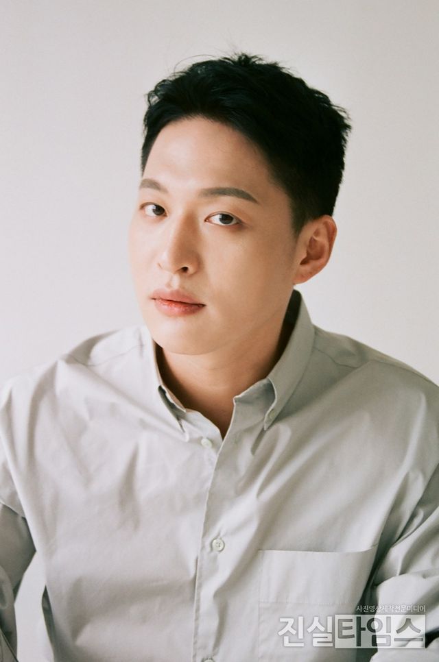 싱어송라이터 PL(피엘) [모스트콘텐츠 제공 재판매 및 DB 금지]