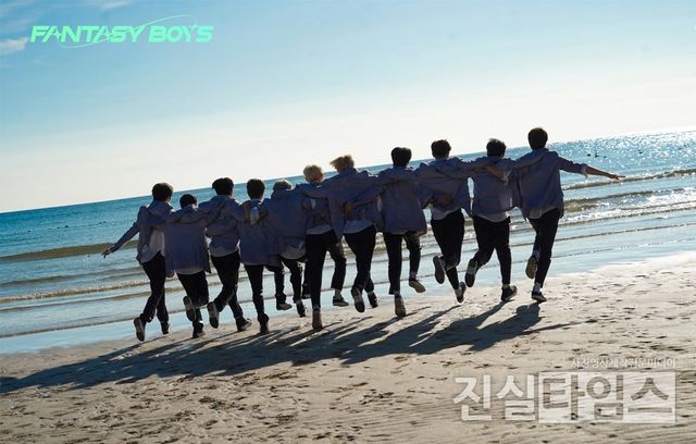 그룹 판타지 보이즈(FANTASY BOYS) [포켓돌스튜디오 제공 재판매 및 DB 금지]