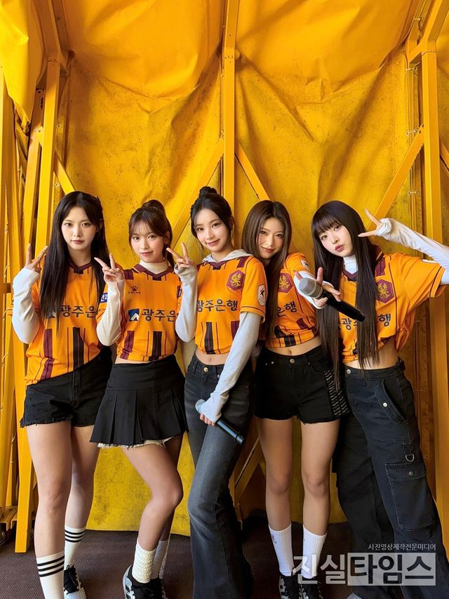 걸그룹 리센느(RESCENE) [더뮤즈엔터테인먼트 제공 재판매 및 DB 금지]