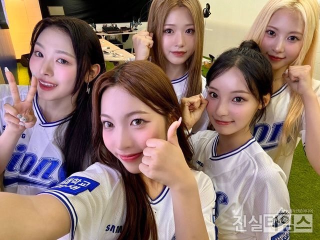 그룹 리센느(RESCENE) [더뮤즈엔터테인먼트 제공 재판매 및 DB 금지]