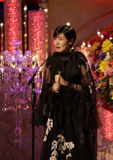 당시 수상소감 발표 중인 '배우 심은경'/일본 야후 제공