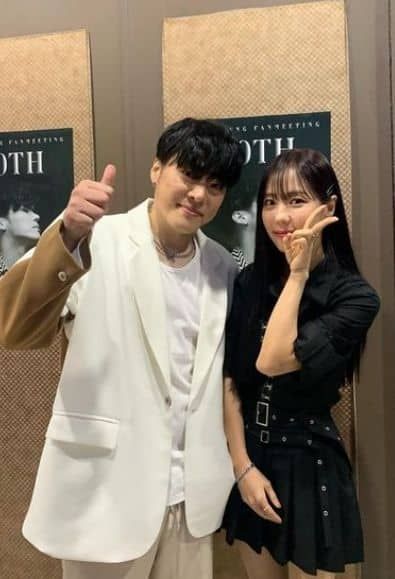 최근 공개된 가수 휘성과 로즈아나의 모습/로즈아나 인스타그램