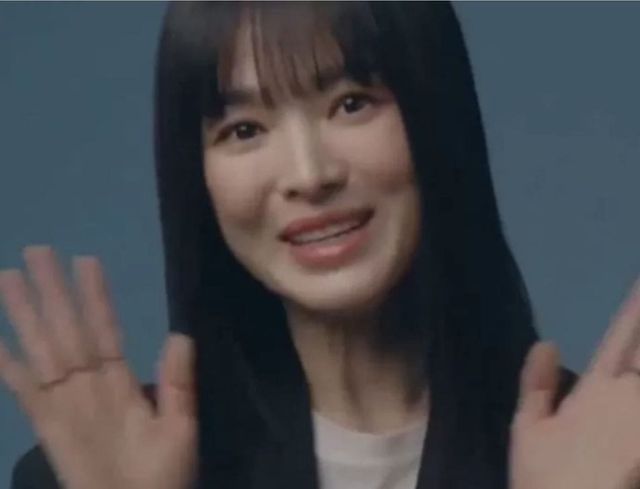 '송혜교 무보정' 사진으로 논란됐었던 영상 캡처/네이버블로그 참조