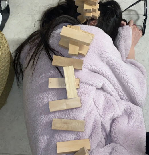 구정 연휴 중 술에 취한 모습을 게재해 소탈함을 인증한 한소희/한소희 인스타그램