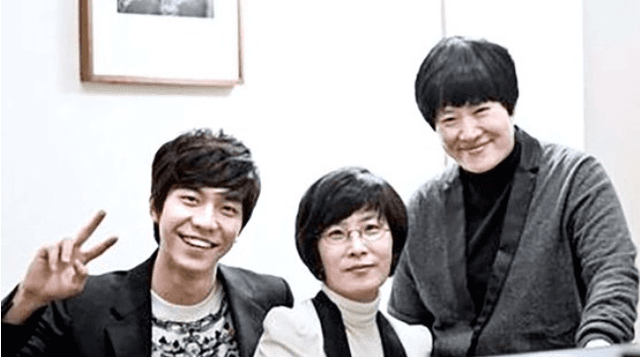 후크엔터테인먼트에 뒤통수 맞은 가수 이승기 /인스타그램