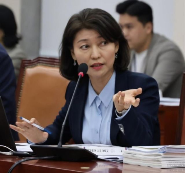 국회 교육위원회 소속 조국혁신당 강경숙 의원