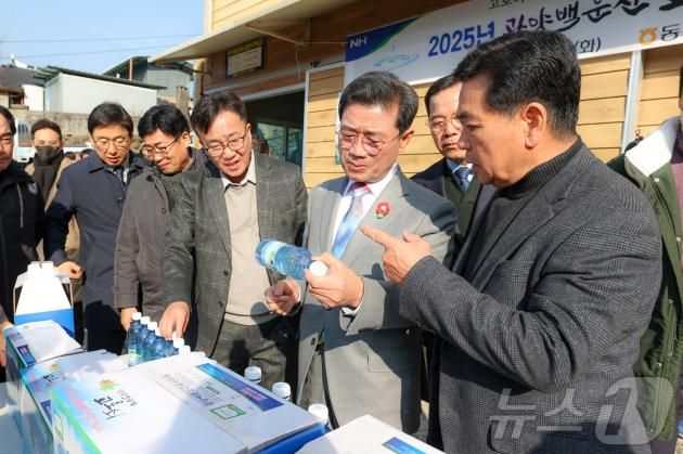 천혜 자연 생명수 광양 백운산 고로쇠 수액이 15일부터 출하를 시작했다(광양시 제공)2025.1.16/