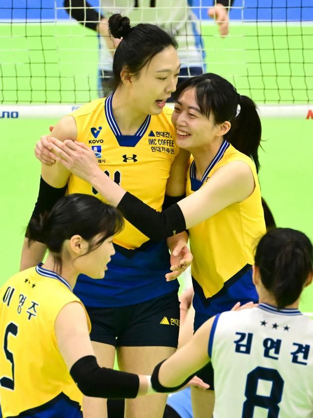 현대건설 양효진과 김다인. (KOVO 제공)