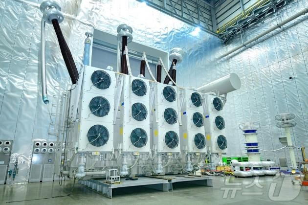 HD현대일렉트릭의 초고압변압기.(HD현대일렉트릭 제공)