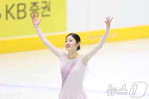 피겨 이해인이 5일 오후 경기도 의정부 실내빙상장에서 열린 제79회 전국남녀 피겨스케이팅 종합선수권대회 여자 시니어 프리스케이팅 부문에서 연기를 펼치고 있다. 2025.1.5/뉴스1 ⓒ News1 이승배 기자