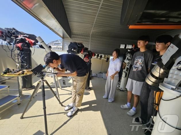 광주 과학중점학교에서 강의 듣는 학생들.(광주교육청 제공)2025.1.25./뉴스1