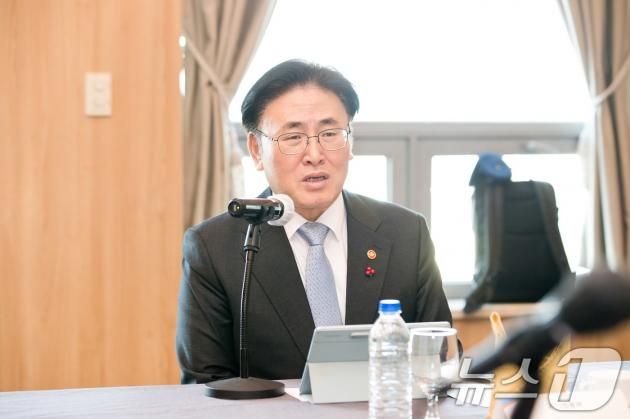 유상임 과학기술정보통신부 장관은 기술 사업화에 주력한다는 방침이다. (과학기술정보통신부 제공) 2025.1.21/뉴스1