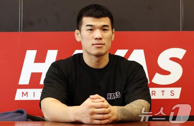 UFC 진출 22호 한국인 파이터 고석현 선수가 22일 오후 서울 강남구 하바스 mma에서 뉴스1과 인터뷰를 하고 있다. 2025.1.22/뉴스1 ⓒ News1 임세영 기자