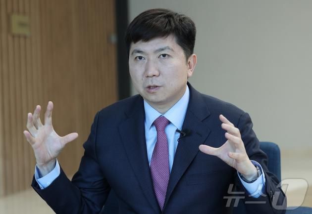 유승민 대한체육회장 당선인이 24일 서울 송파구 올림픽파크텔에서 뉴스1과 인터뷰를 하고 있다. 2025.1.24/뉴스1 ⓒ News1 김성진 기자