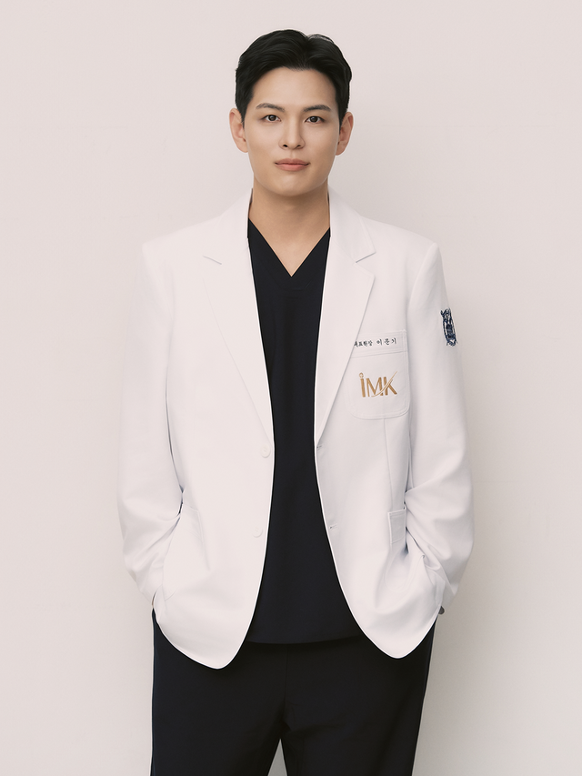 ▲&nbsp;IMK성형외과 이문기 대표원장