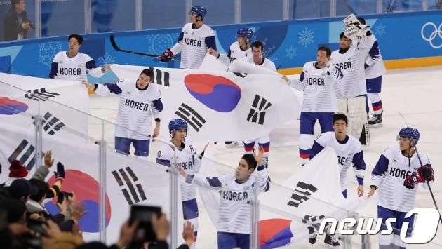 2018 평창 올림픽 당시의 한국 아이스하키 대표팀 2018.2.20/뉴스1 ⓒ News1 이재명 기자