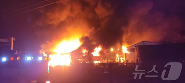 화재 현장 모습.(경기도북부소방재난본부 제공)