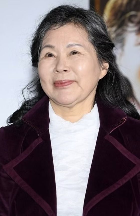 배우 이주실 / 소속사 일이삼공 컬쳐 홈페이지