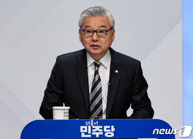 홍성국 전 더불어민주당 의원. ⓒ News1 김도우 기자