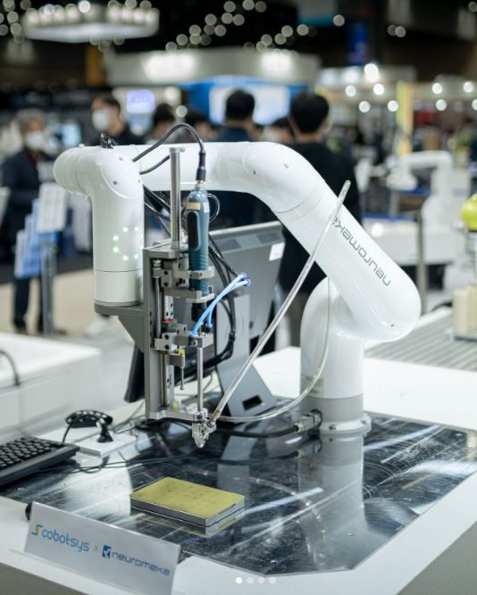 Indy는 IP67등급으로 어떤 환경에서도 작업이 가능하다. 사진=뉴로메카 공식 인스타그램