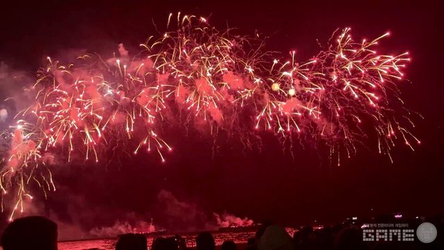 ​​‘위메이드 페스티브 나이트’ 불꽃축제 / 게임와이 촬영
