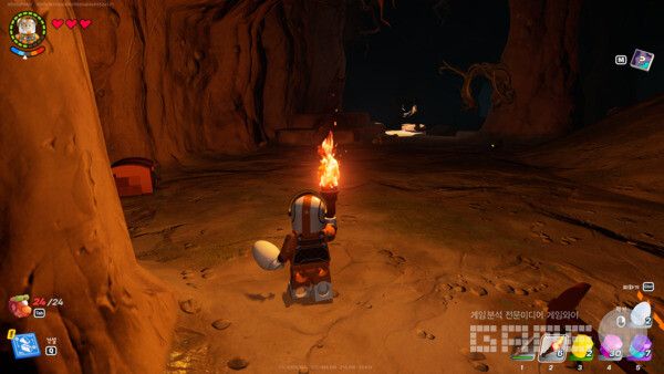 횃불을 켰을 때와 껐을 때의 차이가 명확하다. 레고 포트나이트 /게임와이 촬영​​