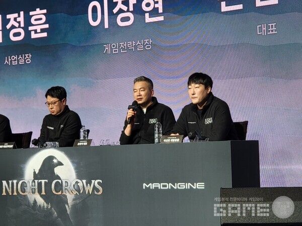 손면석 대표는 MMORPG가 같이 나오는 것이 선의의 경쟁이라고 말했다 / 게임와이 촬영