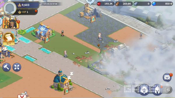 스토리챕터를 진행할수록 영지 내 안개가 걷히고 점차적으로 확장된다. 그랜드크로스: 에이지 오브 타이탄/넷마블