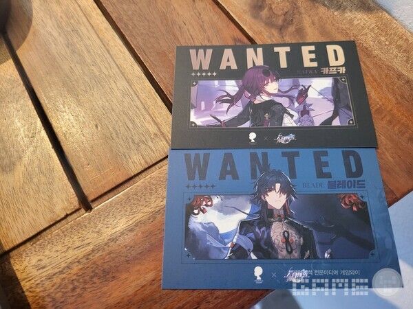 예약이 확인되면 현장 이벤트에 참가할 수 있는 티켓을 준다 / 게임와이 촬영