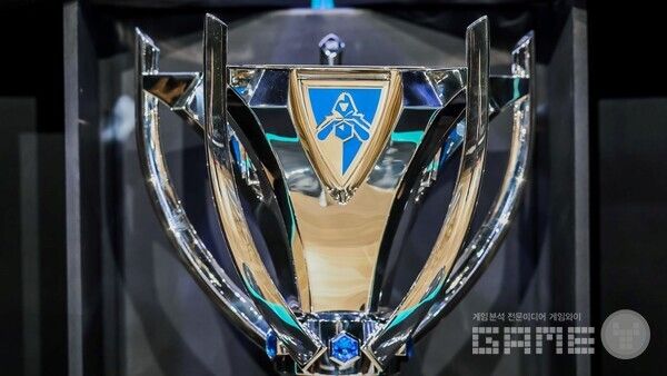 LoL 월드 챔피언십 우승팀이 들어올릴 소환사의 컵 /라이엇 게임즈 이스포츠
