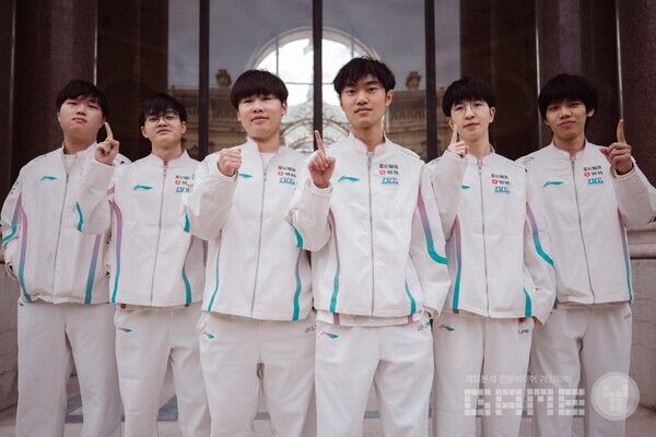 빌리빌리 게이밍 /라이엇 게임즈 이스포츠