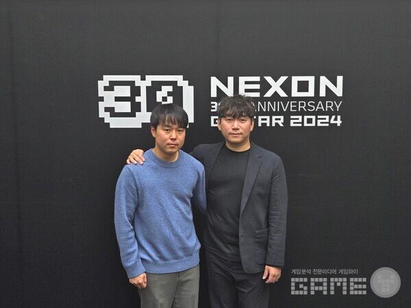 (왼쪽부터) 박정완 크리에이티브 디렉터, 윤명진 네오플 대표이사 / 게임와이 촬영