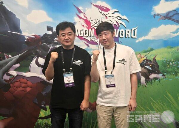 (왼쪽부터) 박정식 하운드13 CEO, 곽노찬 하운드13 CD / 게임와이 촬영