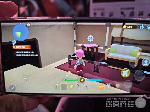 잡화점 상점에서 살 것을 둘러보자. 지스타 딩컴 모바일 /게임와이 촬영