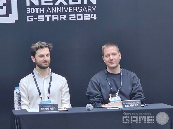 엠바크 스튜디오에서 커뮤니케이션 및 브랜드 디렉터를 맡고 있고 있는 스벤 그런드버그 디렉터(우)와 세계관을 맡고 있는&nbsp;다니엘레 비텔리 피디는 아크레이더스 프로듀서(좌). /게임와이 촬영