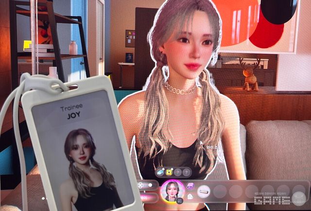 인조이 플레이 화면과 사원증 / 게임와이 촬영