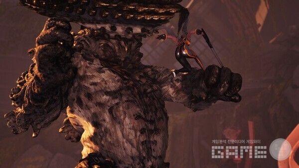 보스 덩치가 상당하네... 스텔라 블레이드 /게임와이 촬영