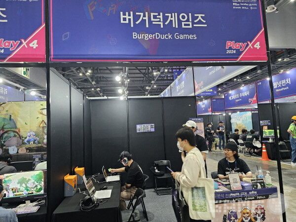 버거덕 게임즈의 폭풍의&nbsp;메이드 /게임와이 촬영