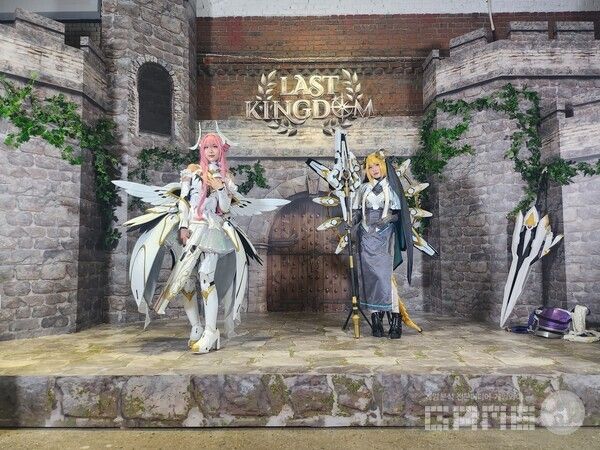 승리의 여신: 니케&nbsp;오프라인 행사 ‘Beyond the MEMORIES’ / 게임와이 촬영