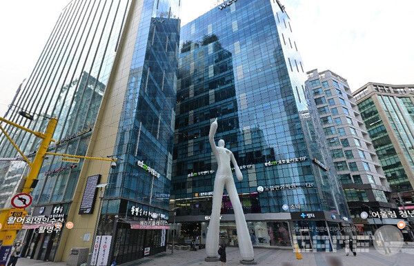 시프트업이 입주해 있는 강남 사옥