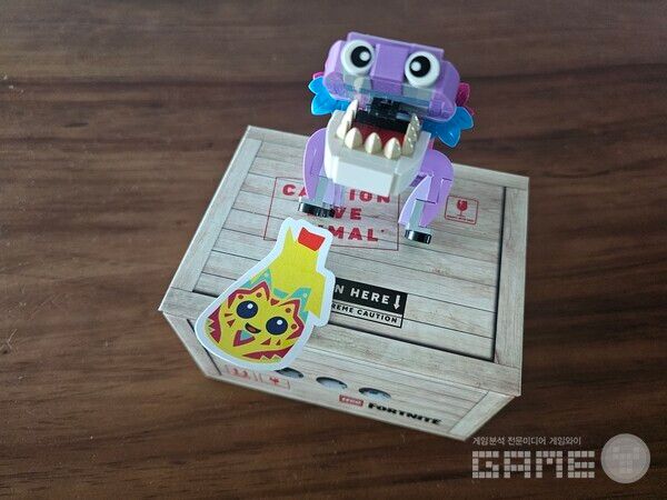 상자를 열면 거대한 공룡의 울음소리가 들린다 /게임와이 촬영